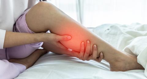 اعراض جلطة الساق عند الرجال وطرق علاجها