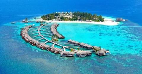 جزر المالديف و منتجع هيراتانس آرا لقضاء عطلة